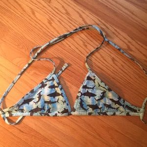 Jolyn triangle top size L